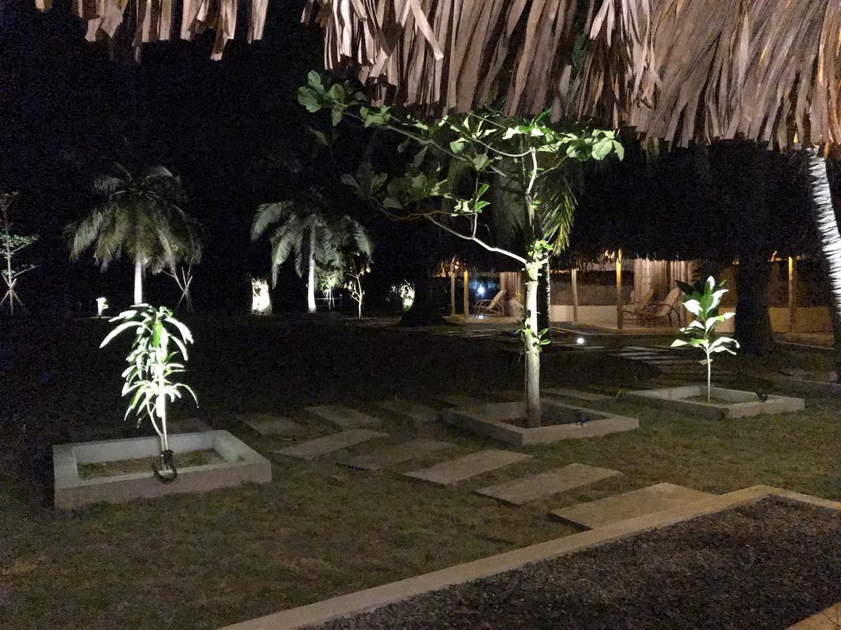 Royal Beach Arugam Bay Exterior photo