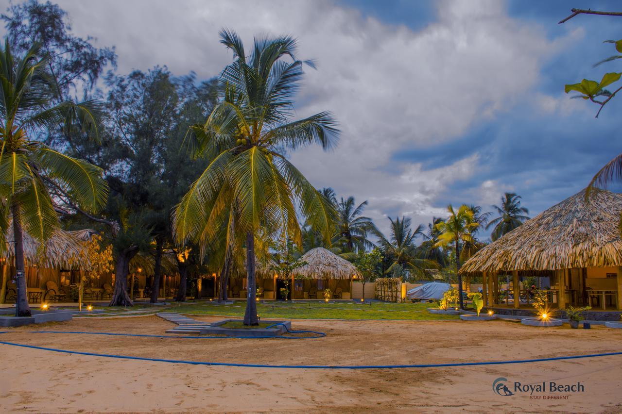 Royal Beach Arugam Bay Exterior photo