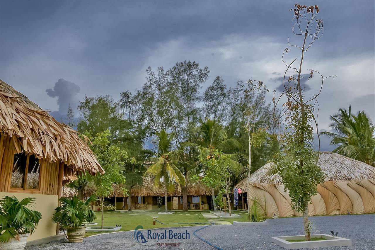 Royal Beach Arugam Bay Exterior photo